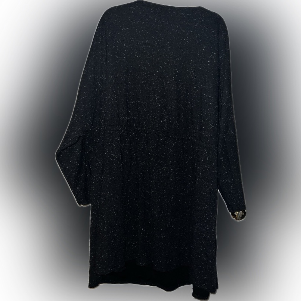 ASOS DESIGN Curve mini wrap mini dress with long sleeves in black - Picture 3 of 6